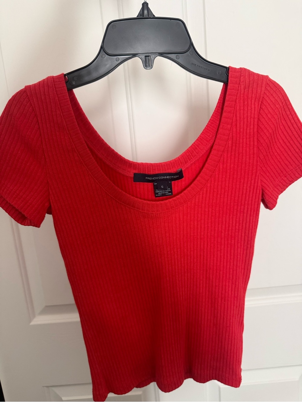 French Connection Ribbed Crew Neck - Picture 2 of 3